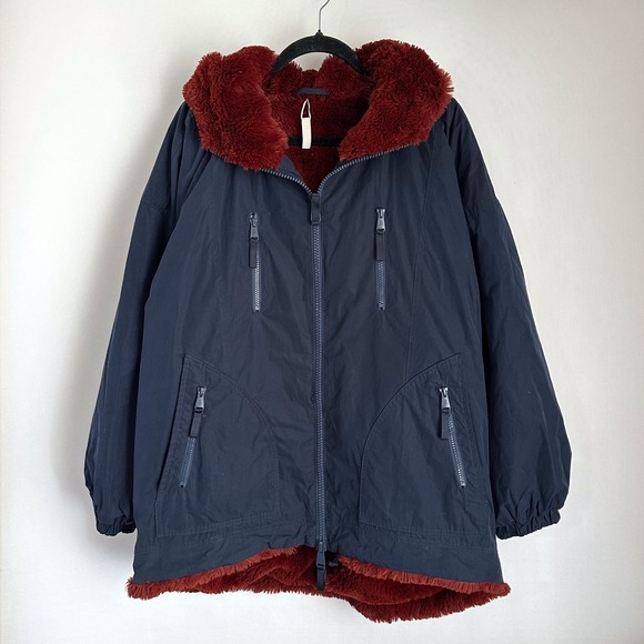 Free People Break The Ice Navy Blue Red Faux Fur Oversized Puffer Coat Small - Picture 1 of 12